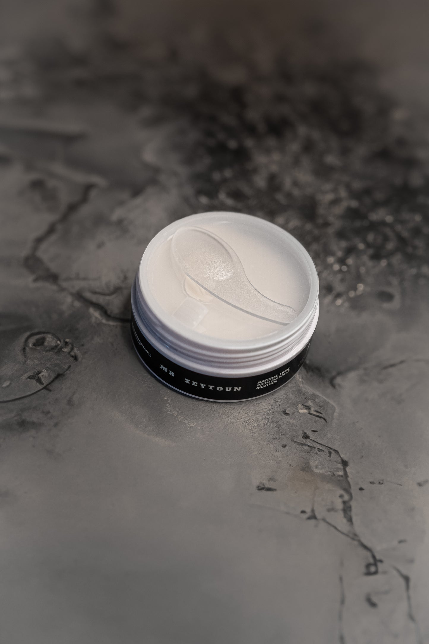 MR ZEYTOUN MATTE CLAY